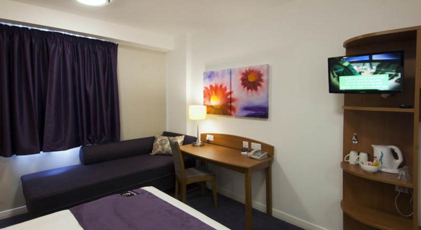 Premier Inn Basingstoke West Kültér fotó