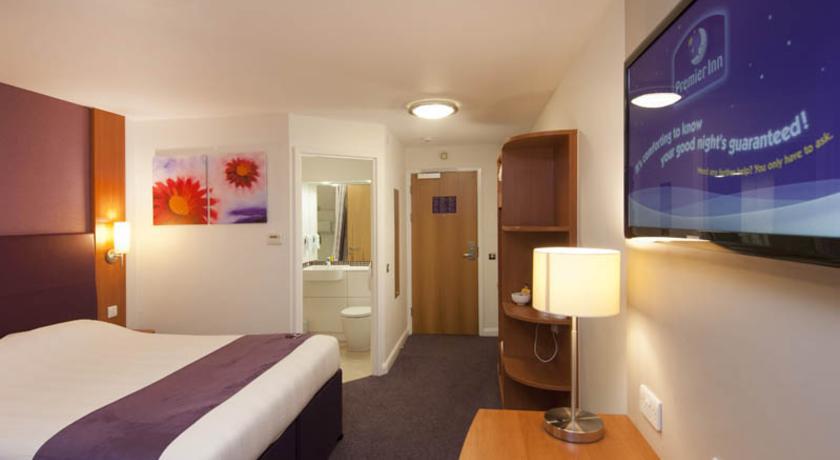 Premier Inn Basingstoke West Kültér fotó