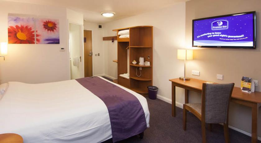 Premier Inn Basingstoke West Kültér fotó