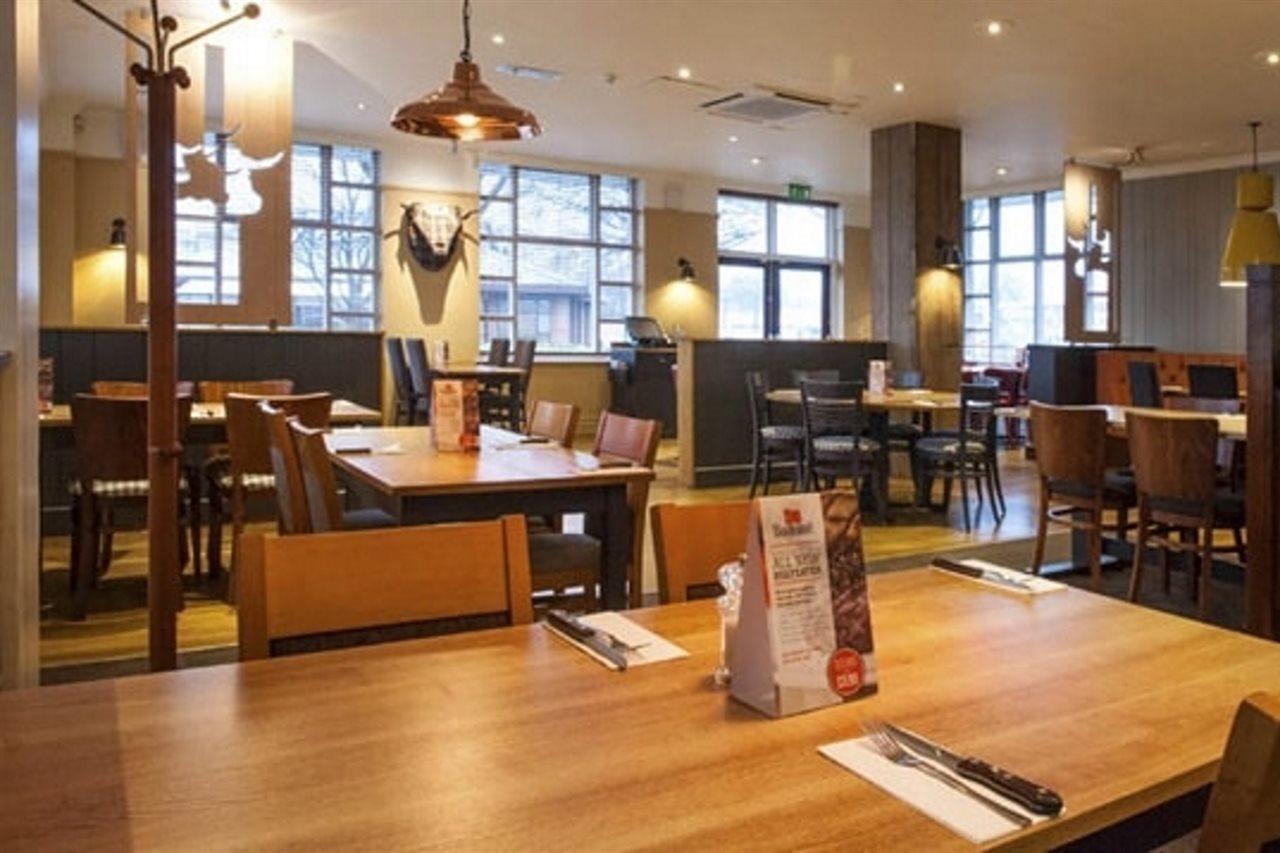 Premier Inn Basingstoke West Kültér fotó