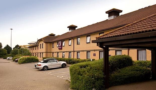 Premier Inn Basingstoke West Kültér fotó